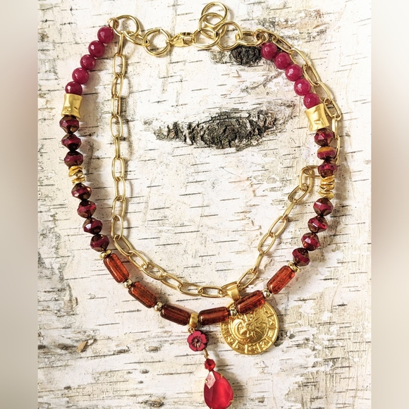 Red Jade, Crystal, And Glass Beads In Two Strand Gold Plated Paperclip Necklace - Picture 7 of 10